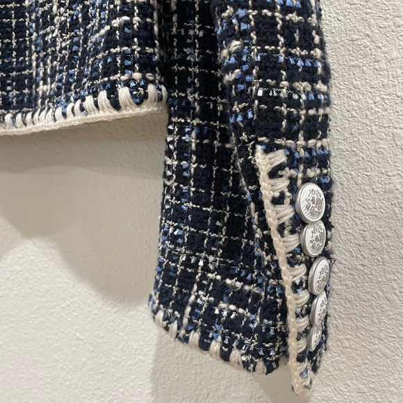 Veronica Beard Navy and White Tweed Embroidered Button Up Blazer Size 6 - Picture 9 of 13